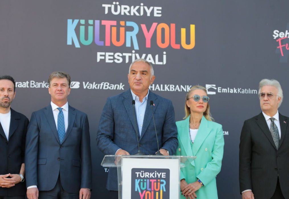 Türkiye Kültür Yolu Festivali’nin son durağı Antalya’daki etkinlikler başladı